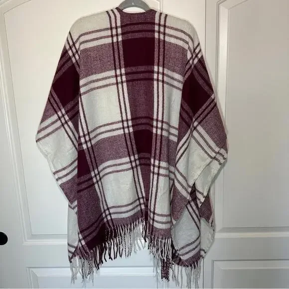 Banana Republic Burgundy and Cream Plaid Poncho Sweater - Picture 4 of 5